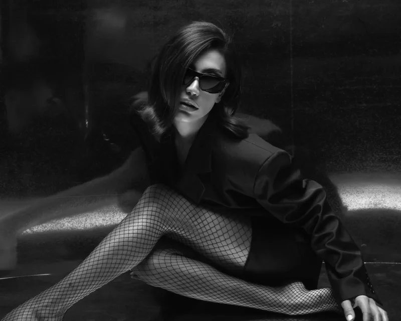 2 gün əvvəl sarışın idi, yenə dəyişdi...