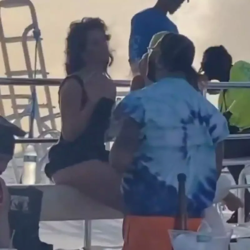 Birgə görüntüləndilər