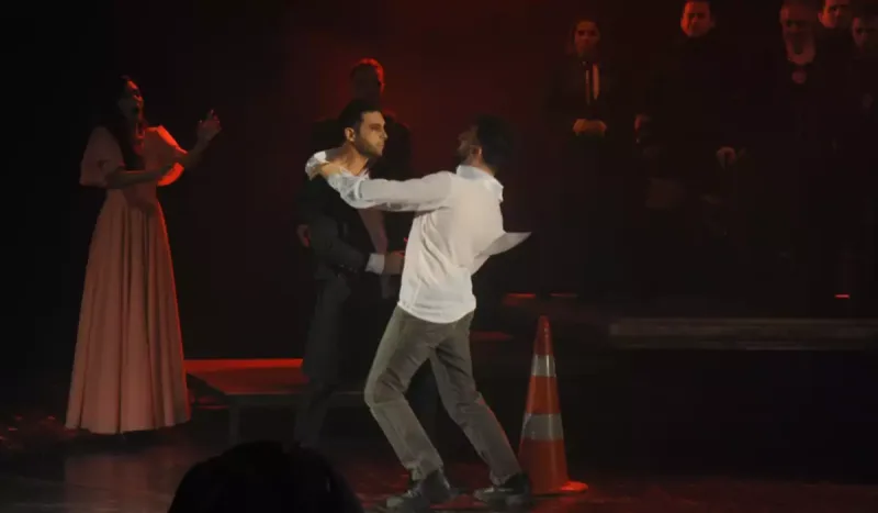 “Antiqona” tamaşasının premyerası olub