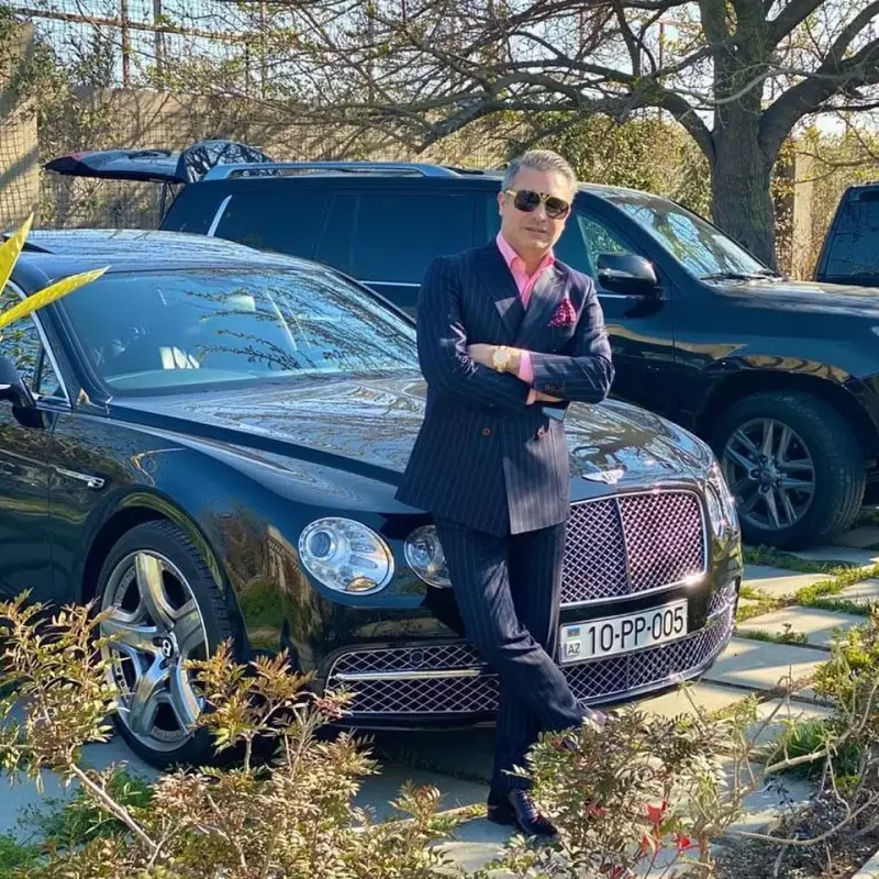 Rüfət Axundovun maşını cərimə meydançasına aparıldı