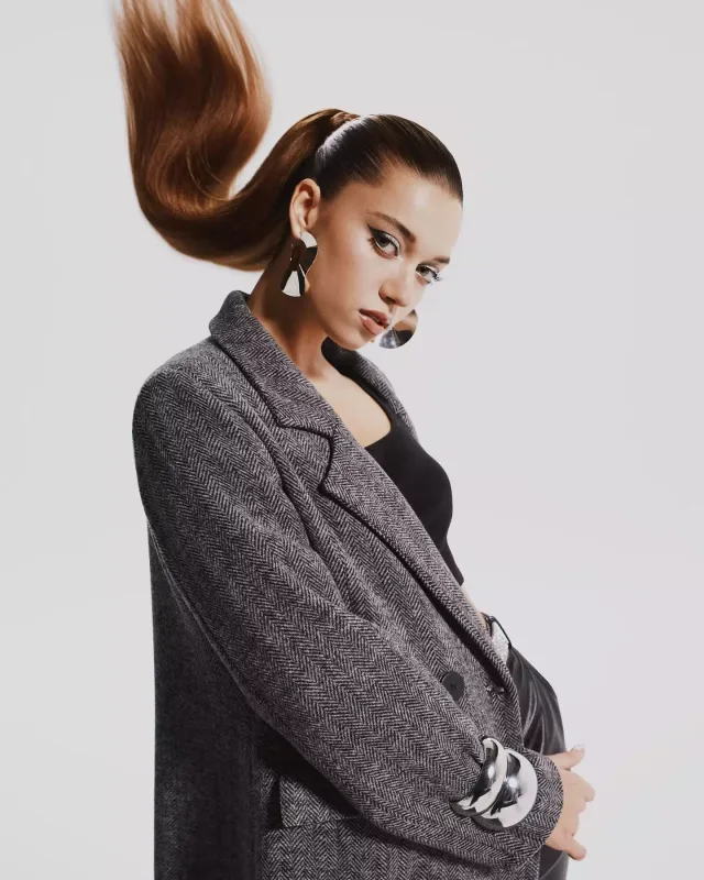 “Həyatımda heç kim yoxdur, çox xoşbəxtəm”