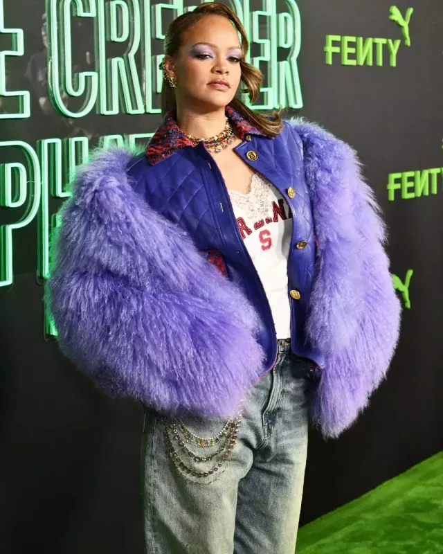 Rihanna və kürkü...