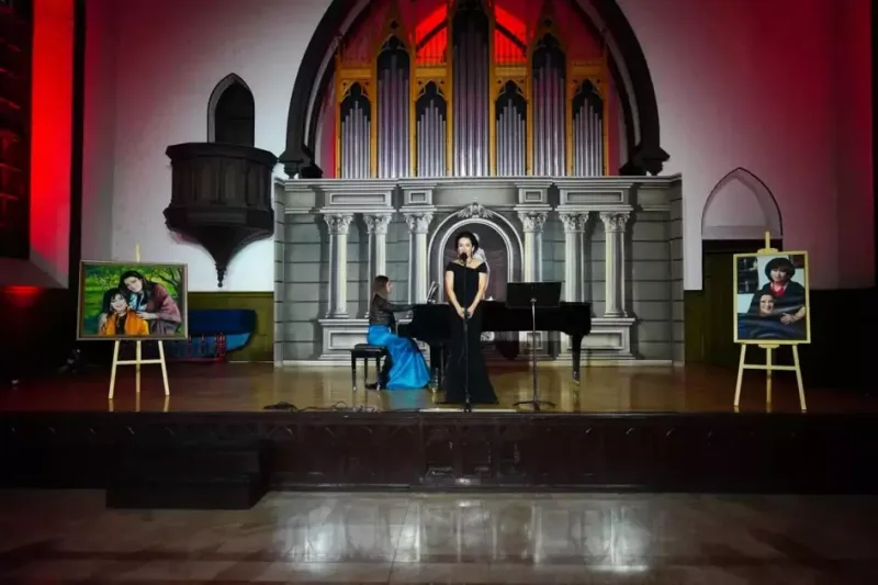 “Sənətin işığında” təqdim olundu