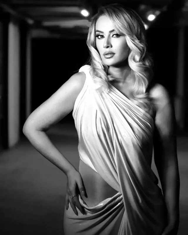 Roza “Qəlyan” olacaqmış...