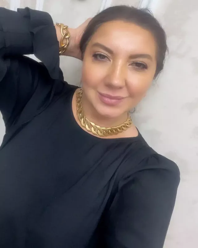 “Qoy, bizdən uzaq olsun”