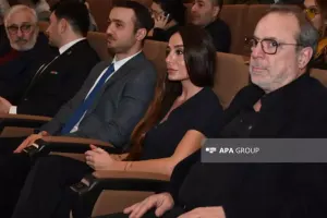 Arzu Əliyeva qala gecəsində iştirak etdi
