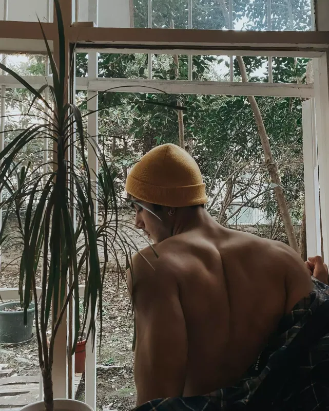 Gənc aktyor sosial şəbəkələrin gündəmində