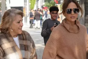 Ceylo anası ilə alış-verişdə