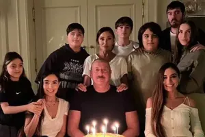 Prezidentin ailəsi ilə doğum günü