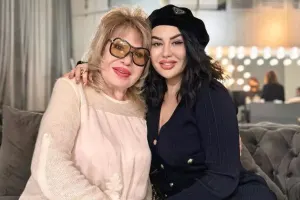 Fatimə Nisə Qasımova ilə