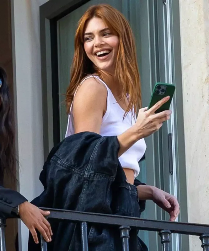 Bu dəfə də Kendalı təkrarlayıbmış...