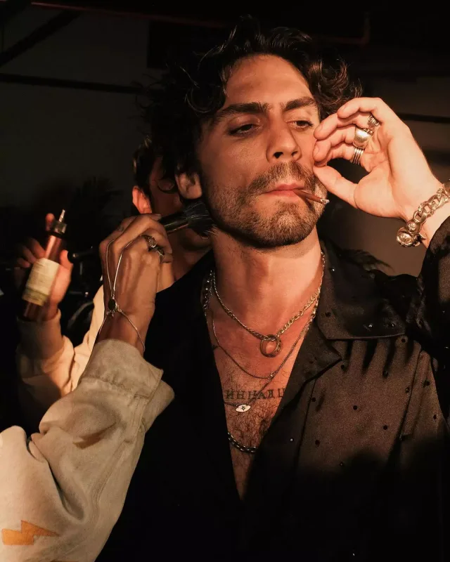 Serial eşqi gerçək olur?