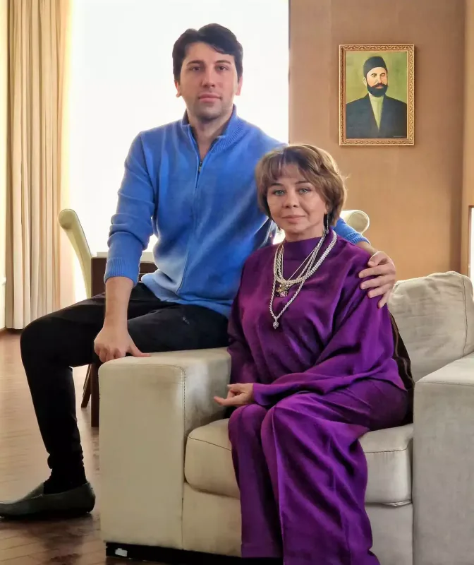 O, öləndə küsülü imişlər...