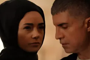 “Kızıl Qoncalar”a iki bölümlük cəza!