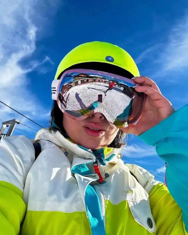 Xatirə qış tətilinə getdi