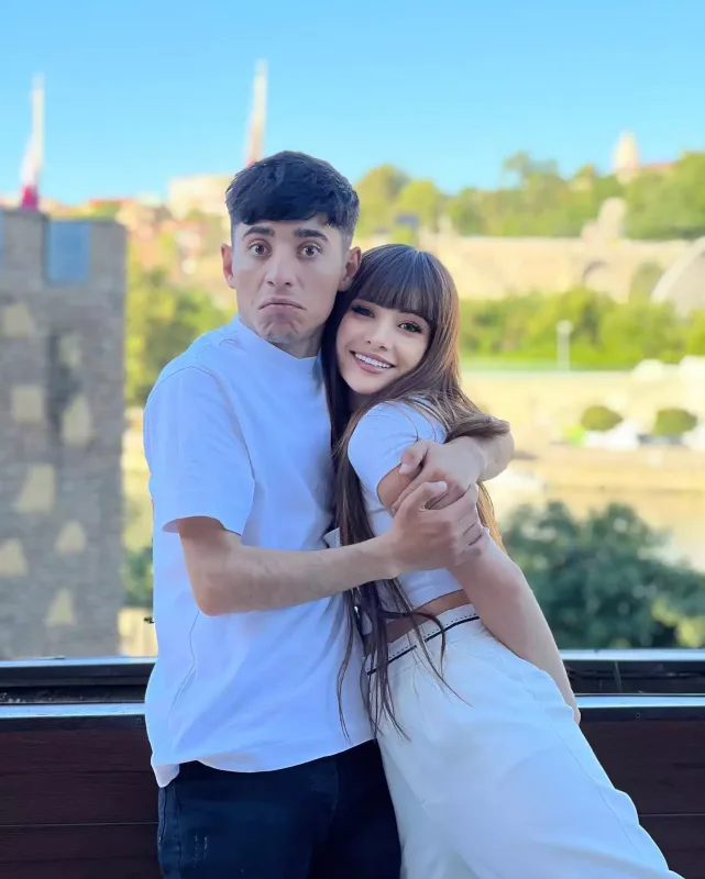 Nia türk Tiktokerlə ailə qurur