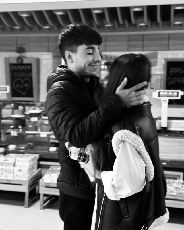 Nia türk Tiktokerlə ailə qurur