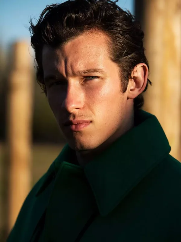 Model sevgilisi ilə öpüşərkən görüntüləndi