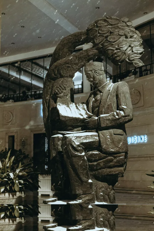 Qara bürünən Bakı küçələri...