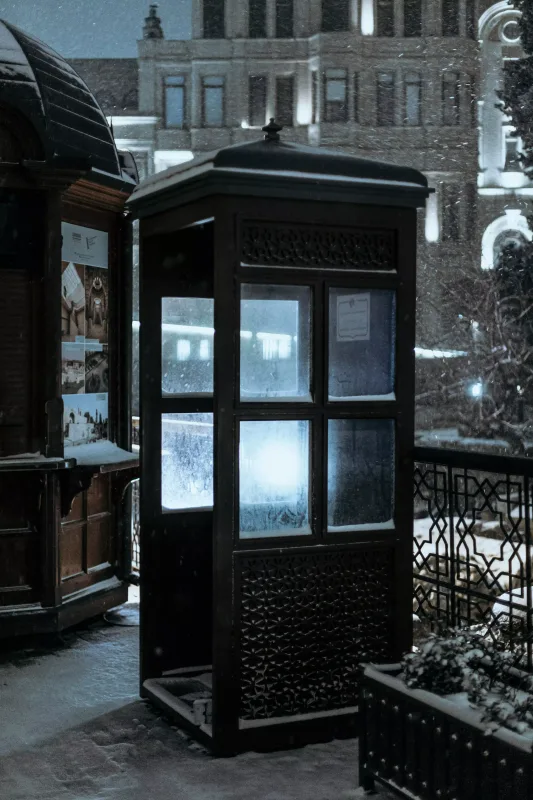 Qara bürünən Bakı küçələri...