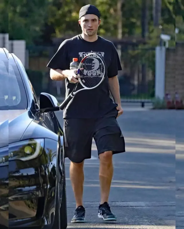 Küçədə görüntüləndi