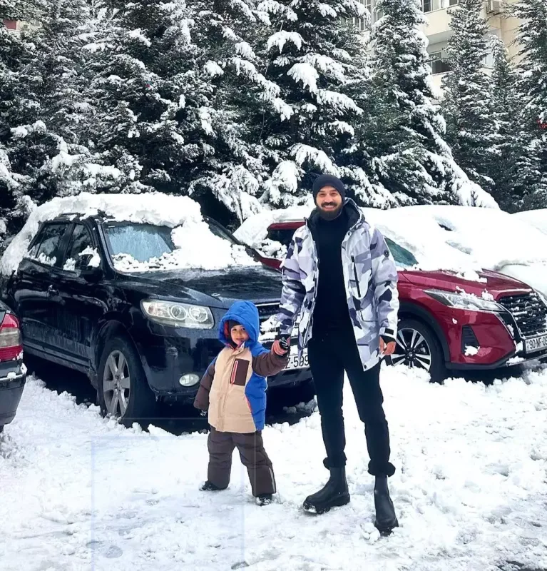 Zamiqdən oğlu ilə fotolar