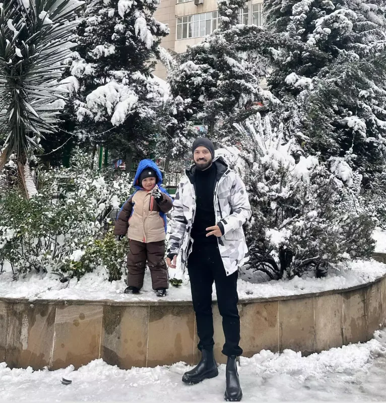 Qarda-boranda məşhurlar...