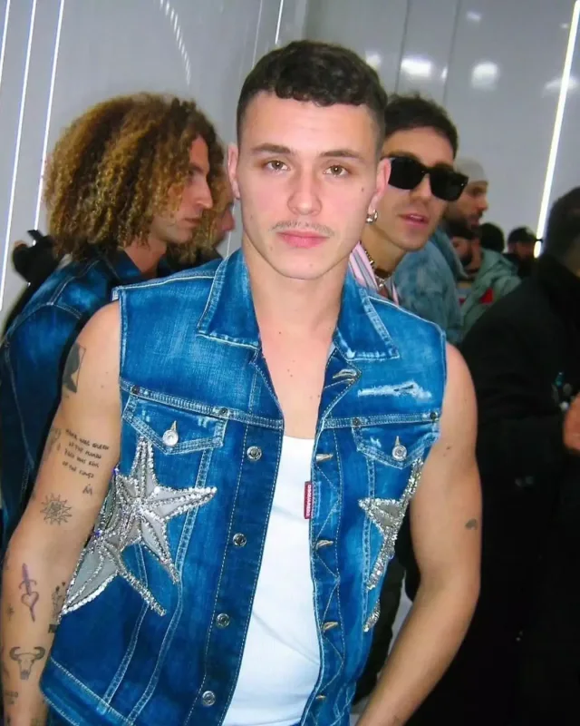 Dəb həftəsinin yaraşıqlıları...