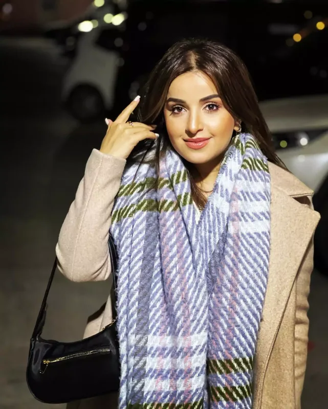 Xanəndə qardaşına ev alıb