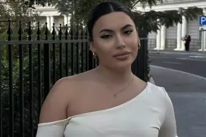 Blogerlə qızına it hücum çəkdi