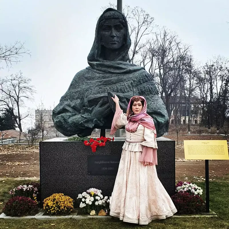 Mehriban Zəki Xurşudbanu Natəvan rolunda