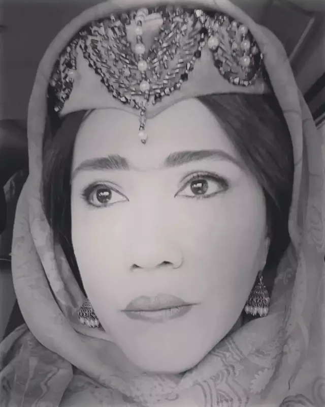 Mehriban Zəki Xurşudbanu Natəvan rolunda