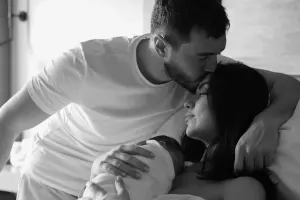 Övladları ilə ilk foto...