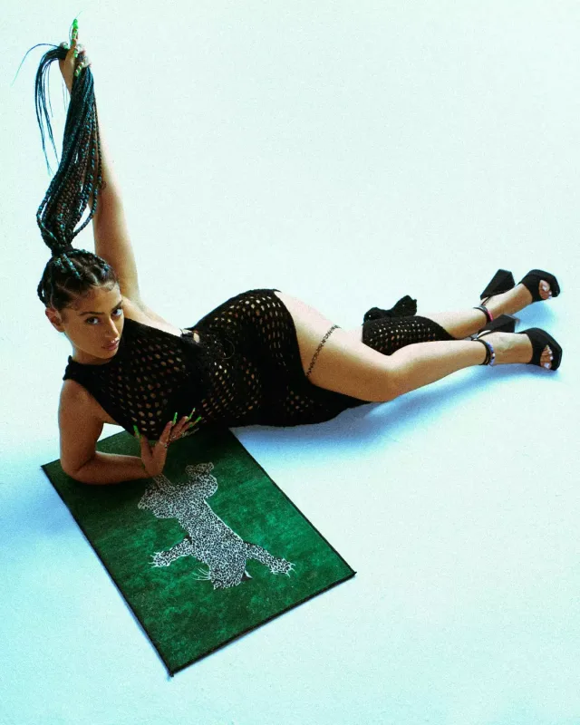 “Qayınanalar məni sevmirlər”