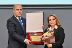 Prezidentin fəxri diplomu Xalq artistinə təqdim edildi