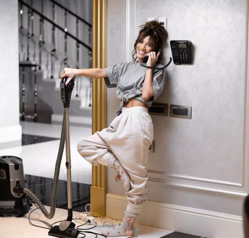 Röya Ayxanın ev halları