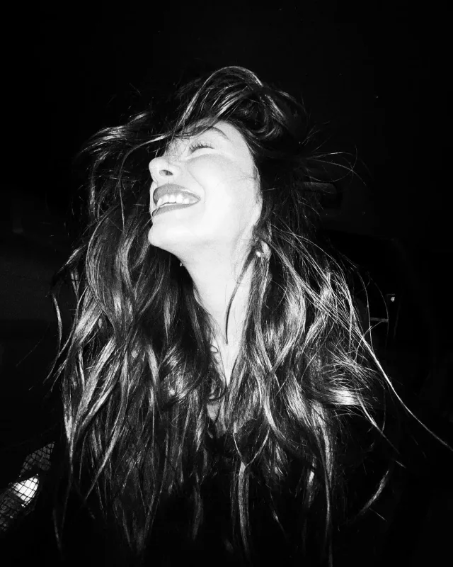 Neslihan Mayamidə qalaya gedəcək