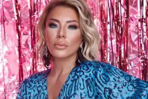 Brilliant Dadaşova yollardan şikayətçidir