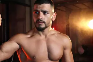 Onun şəkli ilə azərbaycanlı qızları aldadırlar