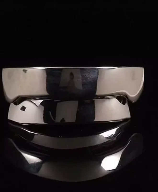 Ağzında 850 min dollar daşıyır