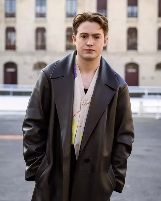 Dəfilə izləməyə belə getdilər