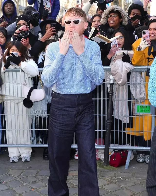 Dəfilə izləməyə belə getdilər