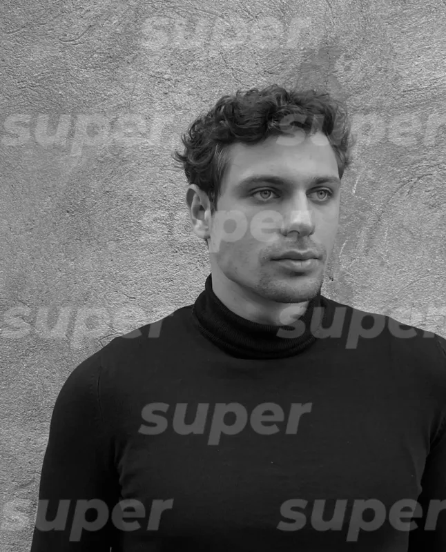 Alena 22 yaşlı sevgilisi ilə görüntüləndi