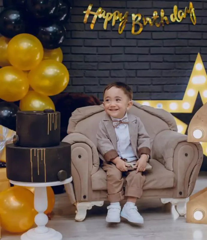 Zemfiranın oğlu iki yaşında...