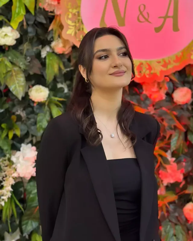 Azərbaycanlı aktrisalar toyda