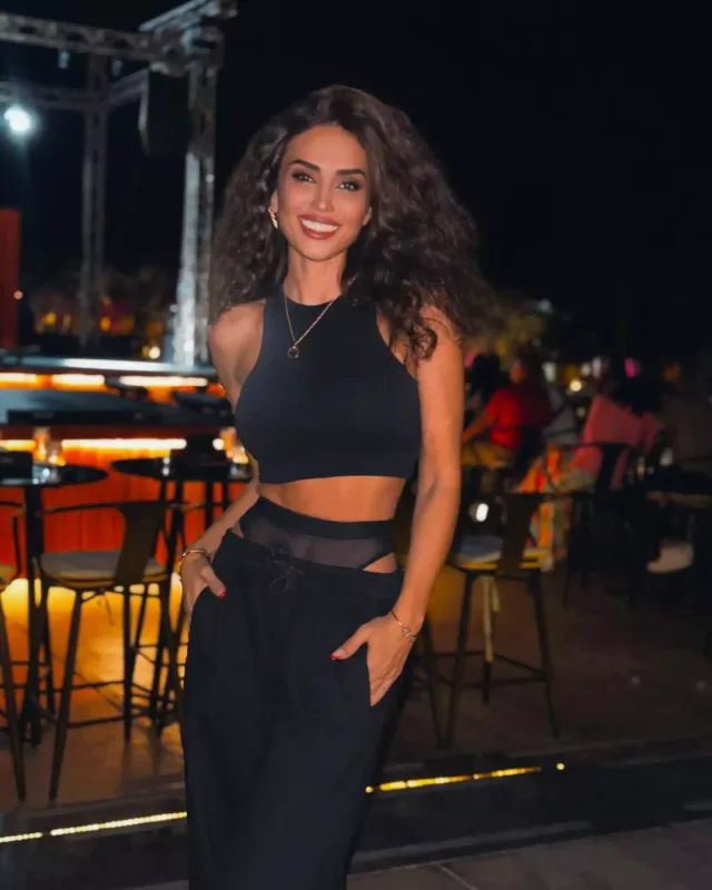 “Yalanlar olan yerdə qala bilmirəm”