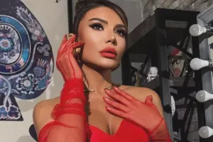 Afaq qırmızılar içində