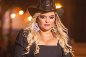 Müğənni plastik əməliyyat zamanı öldü