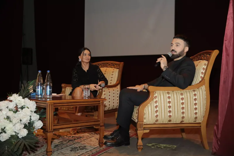 Zamiq Mərdəkanda sevənləri ilə görüşdü