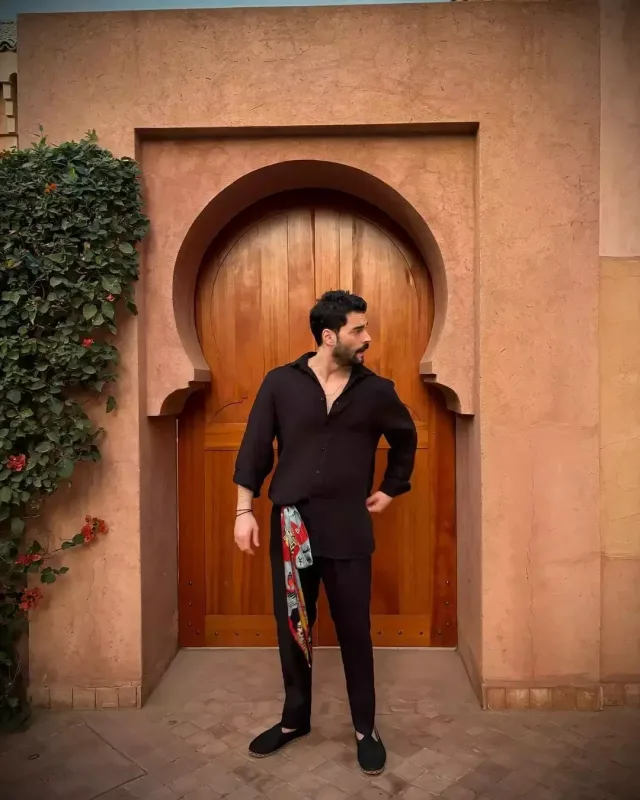 Reklam üçün Mərakeşə gedib